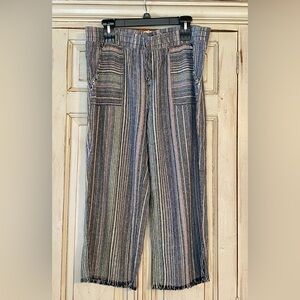 Striped Casual Wide-Leg Cropped Pants in Multicolor